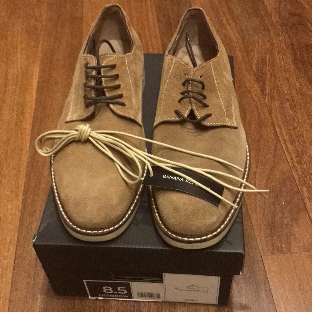 Banana Republic Owen Suede tan brown shoes 8.5